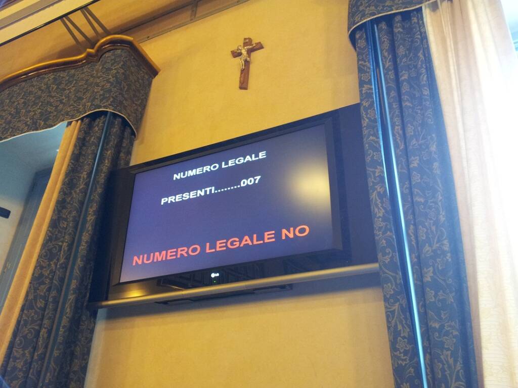 L'eloquente responso del tabellone luminoso