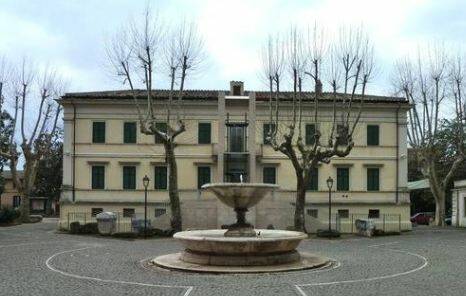 villa ferrajoli