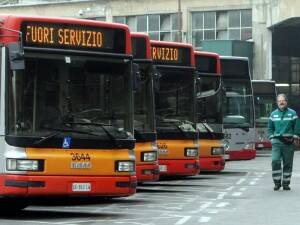 autobus_sciopero-300x2251