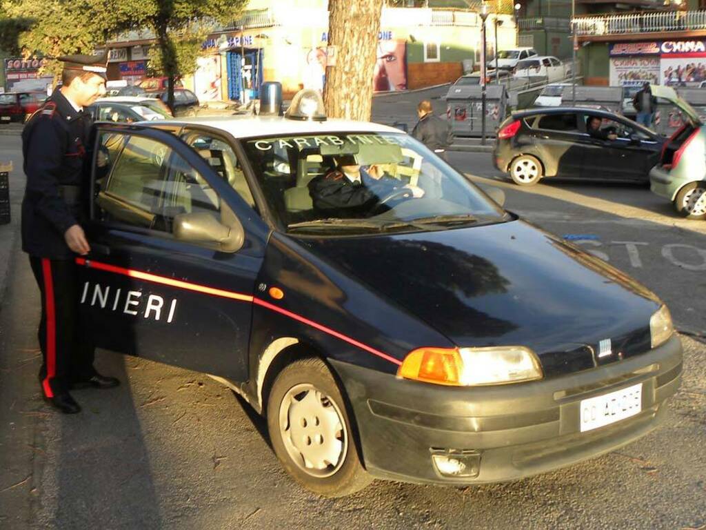 carabinieri cecchina (2)