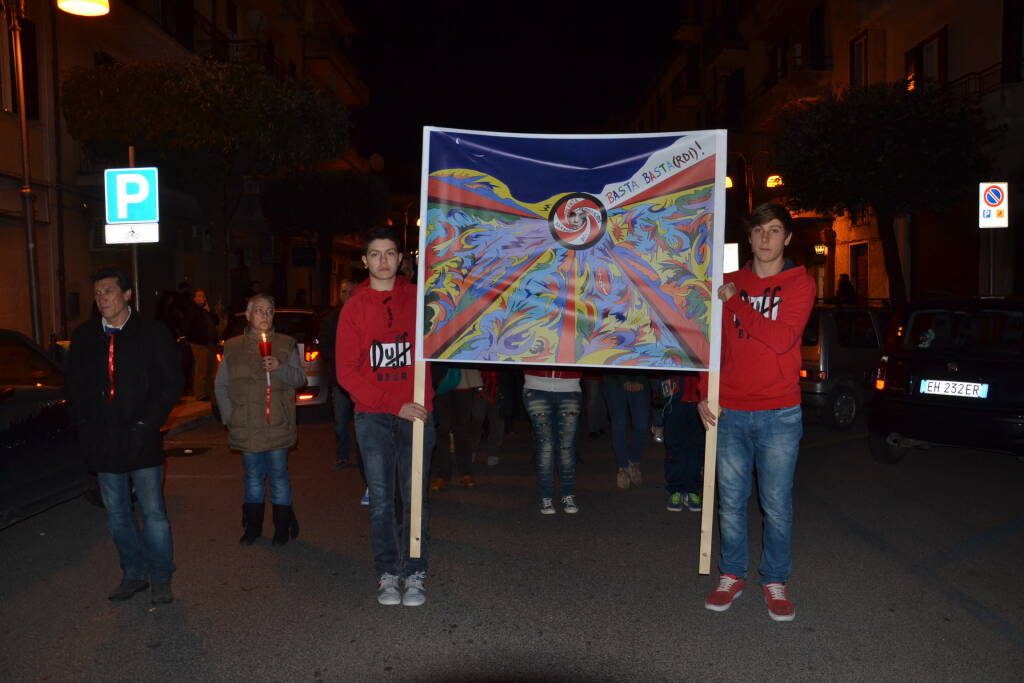 LO STRISCIONE