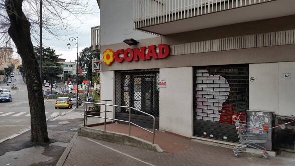 conad via delle mura