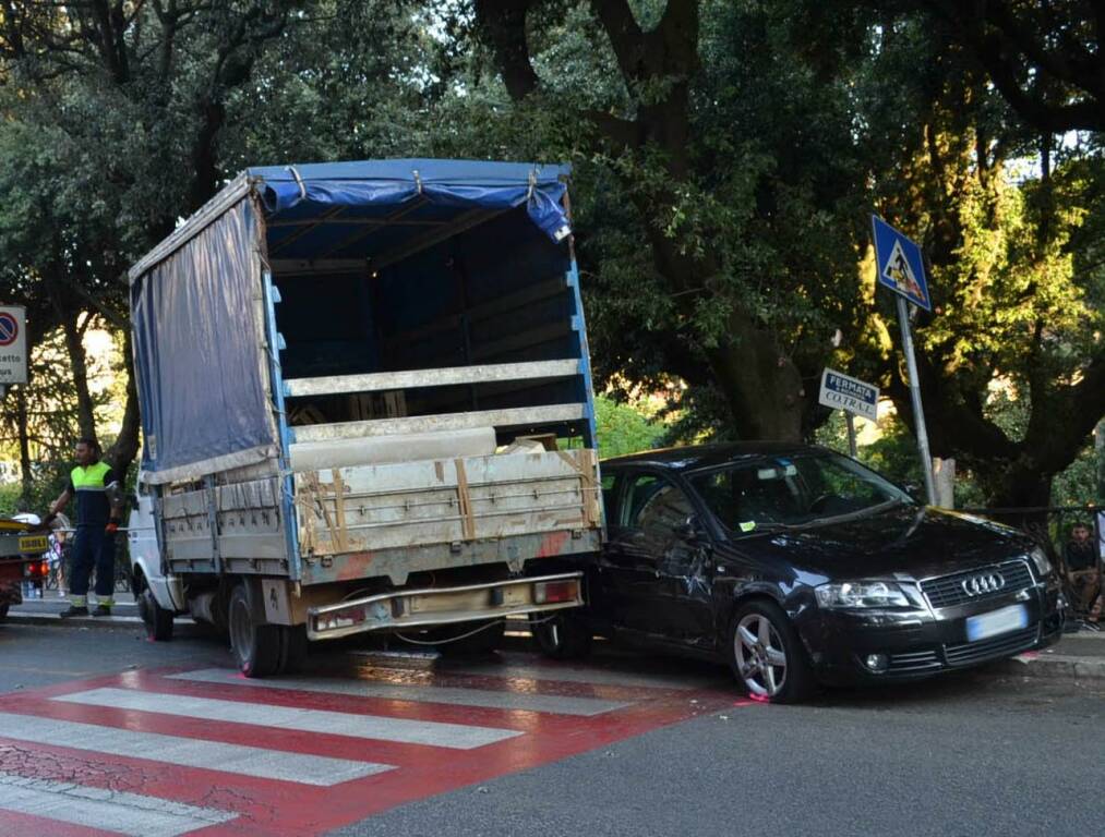 Camion tunisino ubriaco