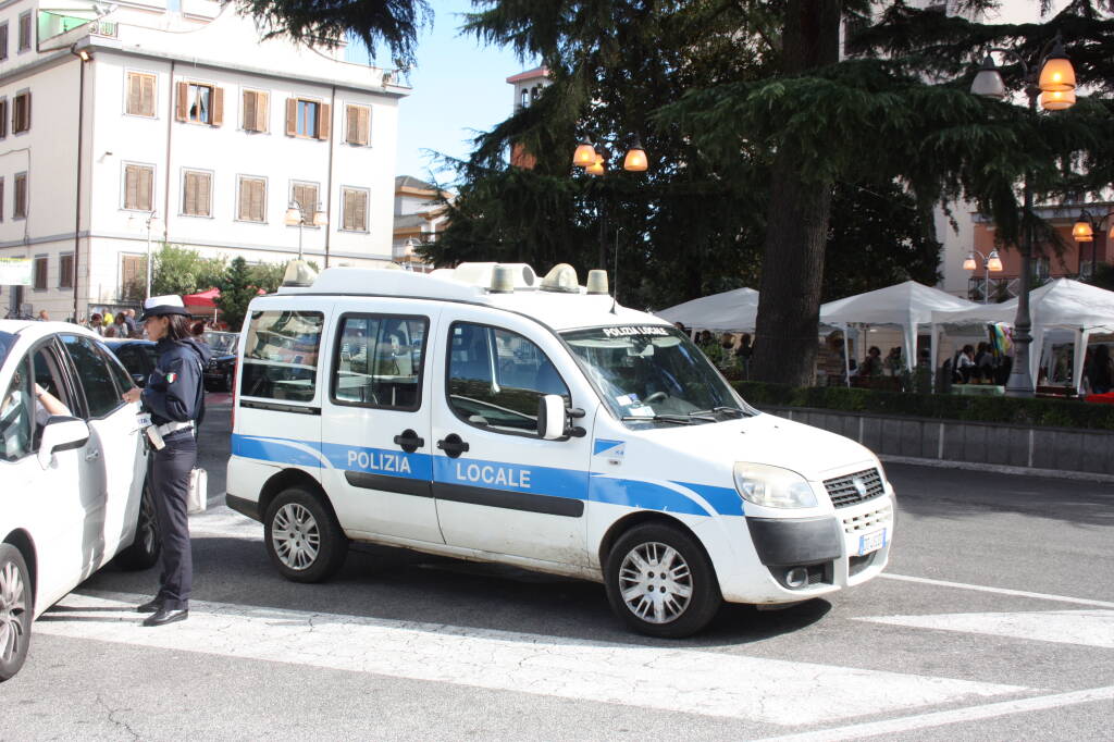 polizia locale lanuvio 2