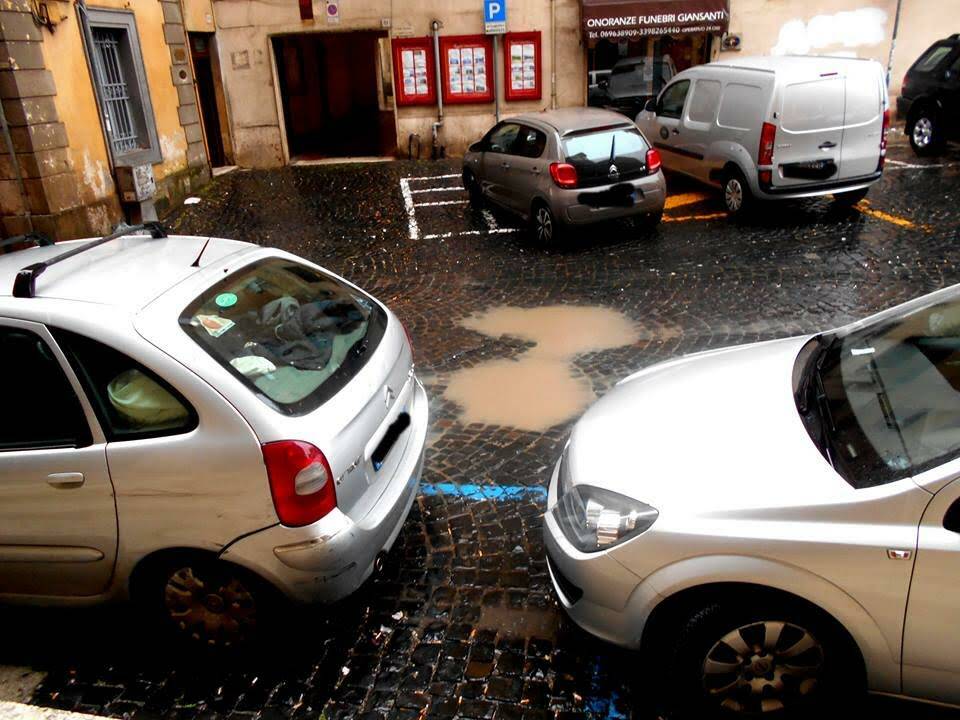 BUCHE PIAZZA CAIROLI