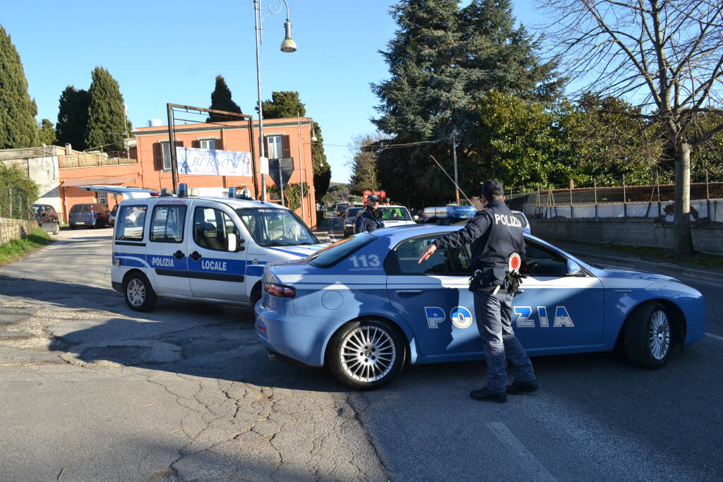 polizia vigili genzano