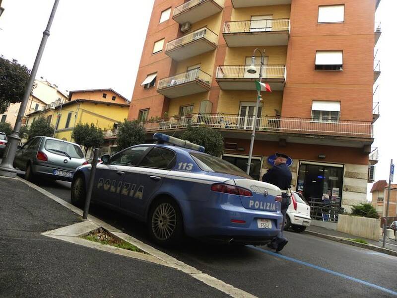 polizia-via-colabona