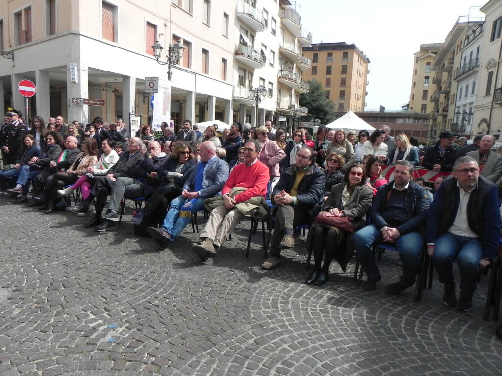 Le autorità presenti all'inaugurazione