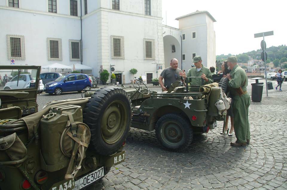 ariccia esercito piazza di corte