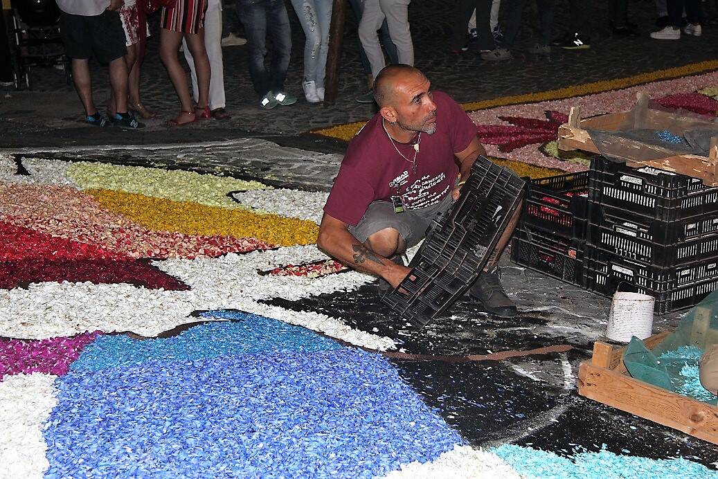 preparativi infiorata genzano 32