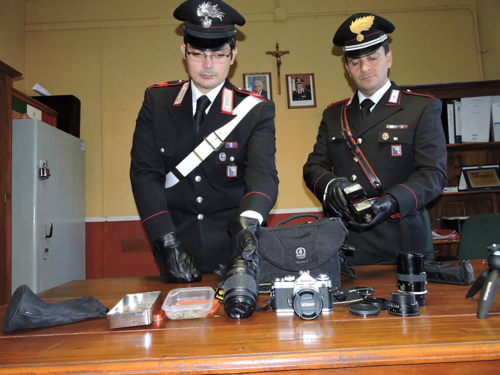 refurtiva carabinieri frascati