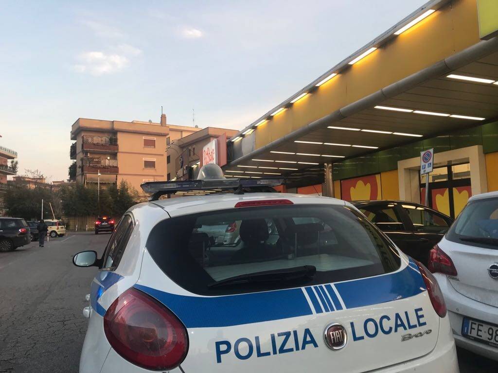 controlli polizia ciampino