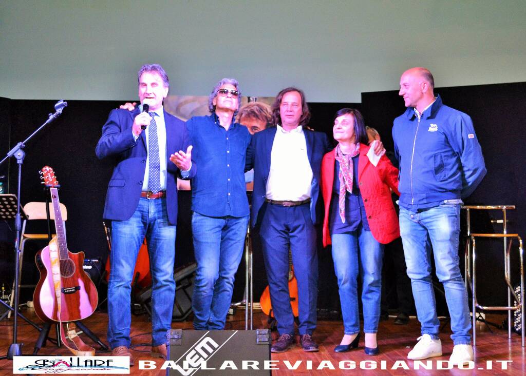 foto con amministratori e presidente associazione Free Event Production, e Carlo Mucari