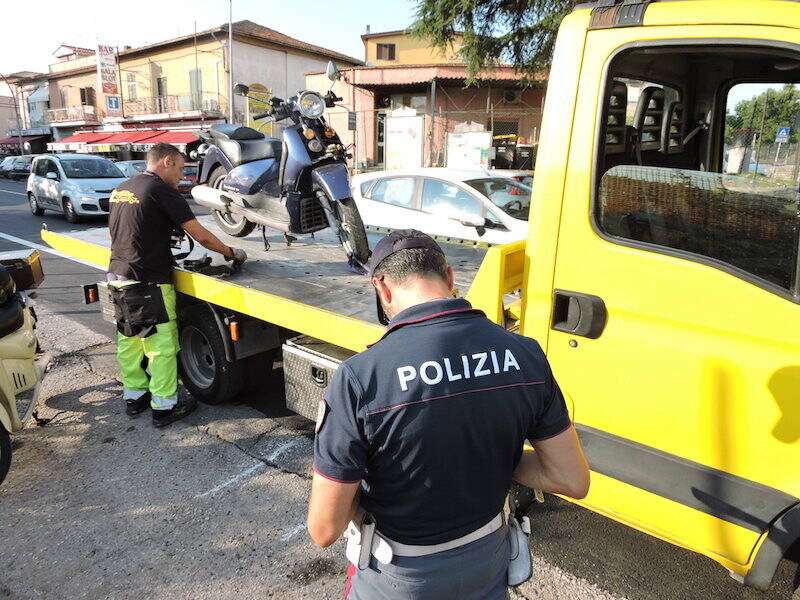 Polizia incidente ariccia