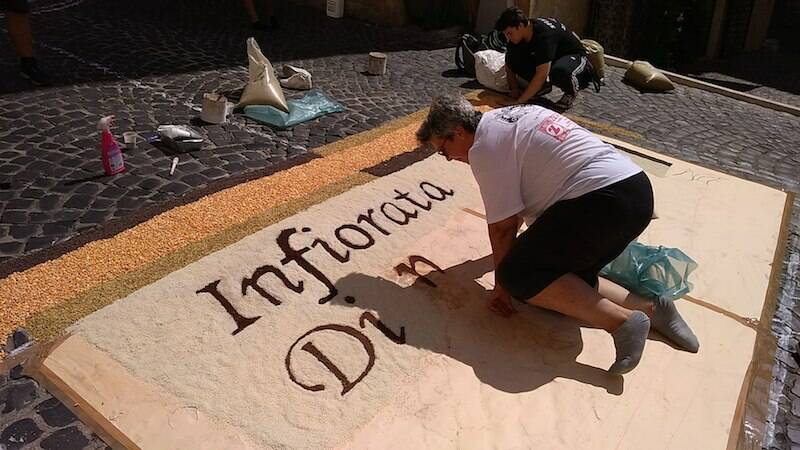 L'infiorata di pane