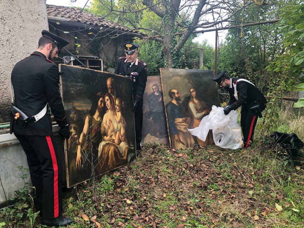 I dipinti rubati recuperati dai Carabinieri a Zagarolo