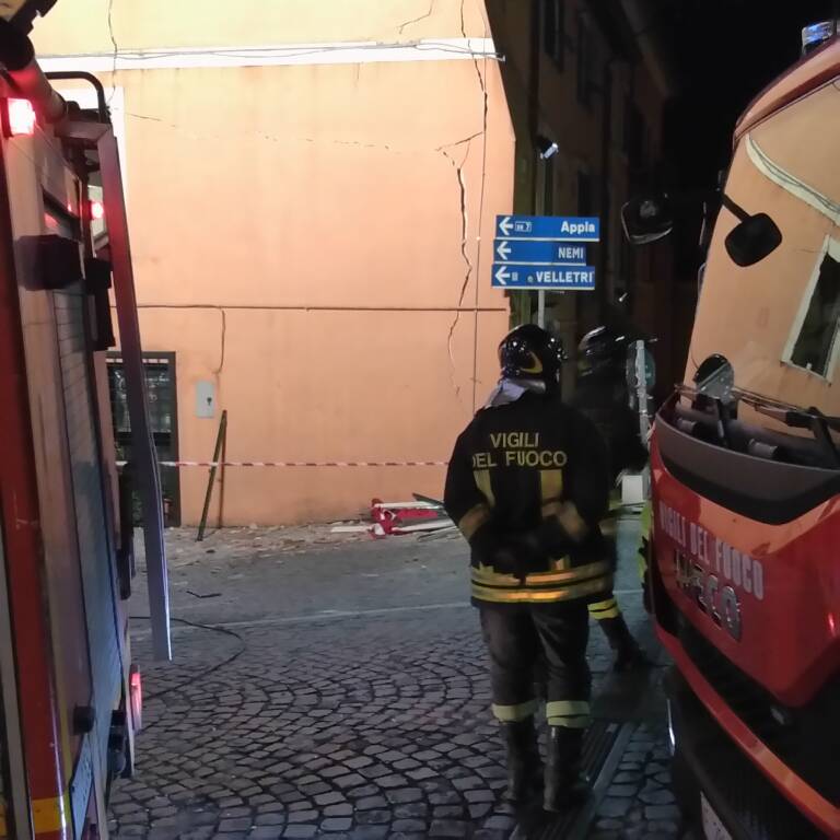 vigili del fuoco a genzano