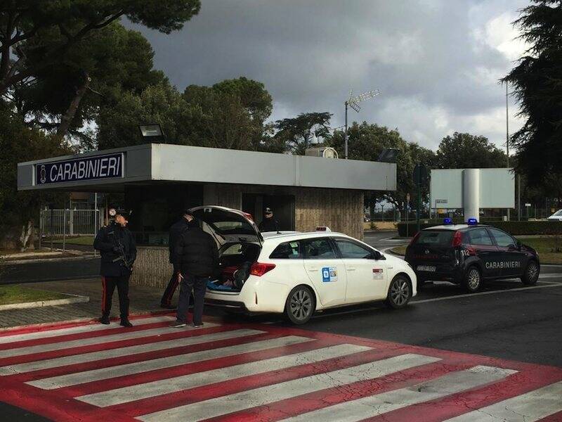 controlli carabinieri ciampino aeroporto