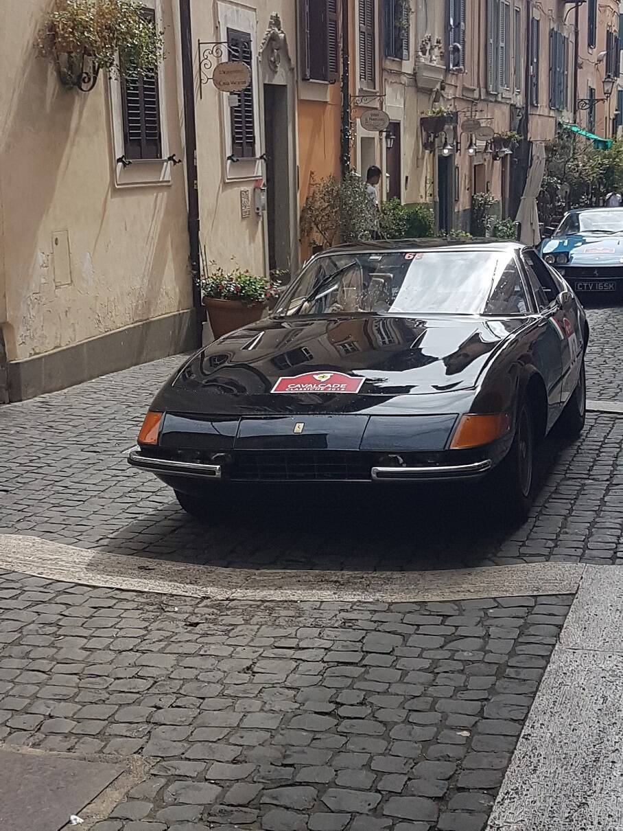 Ferrari-Daytona-Nera-1