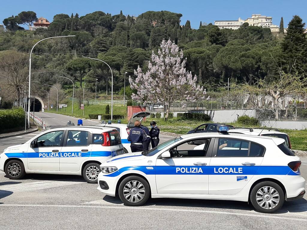 polizia locale lago albano castel gandolfo