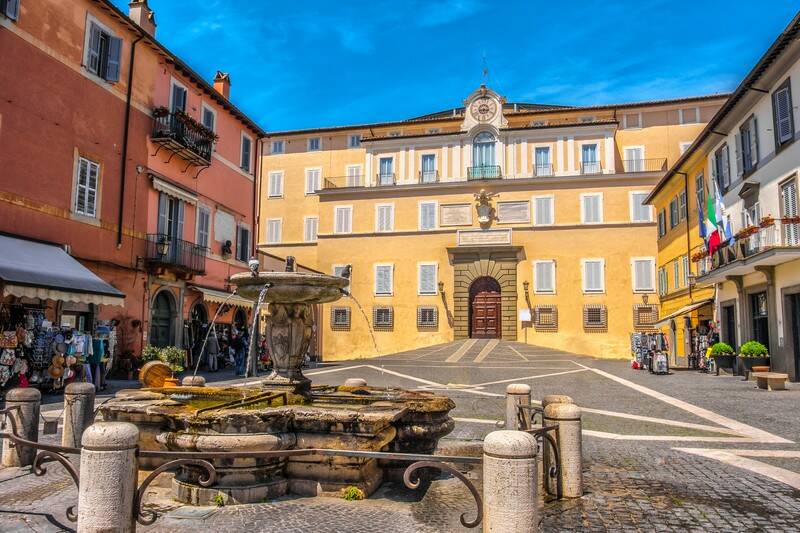 Piazza di Castel Gandolfo