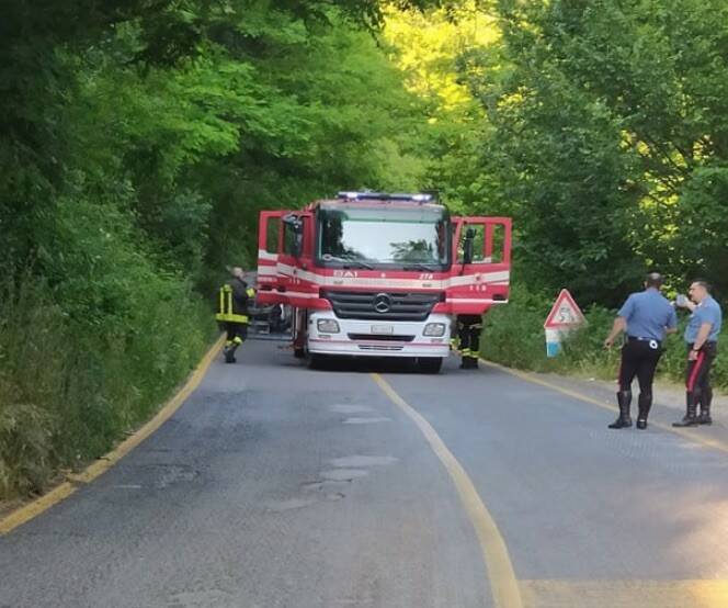 vigili del fuoco velletri carabinieri incendio