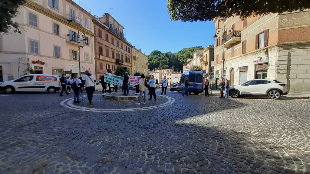 sit in genitori laghetto monte compatri