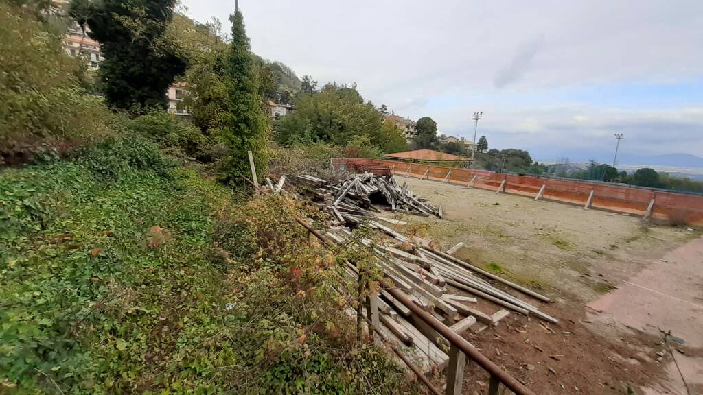 piscina monte compatri via delle Cannetacce