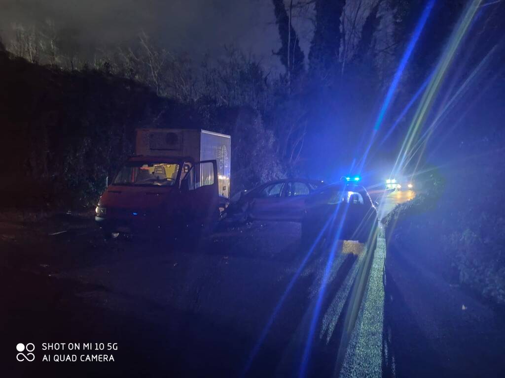 incidente via dei laghi velletri