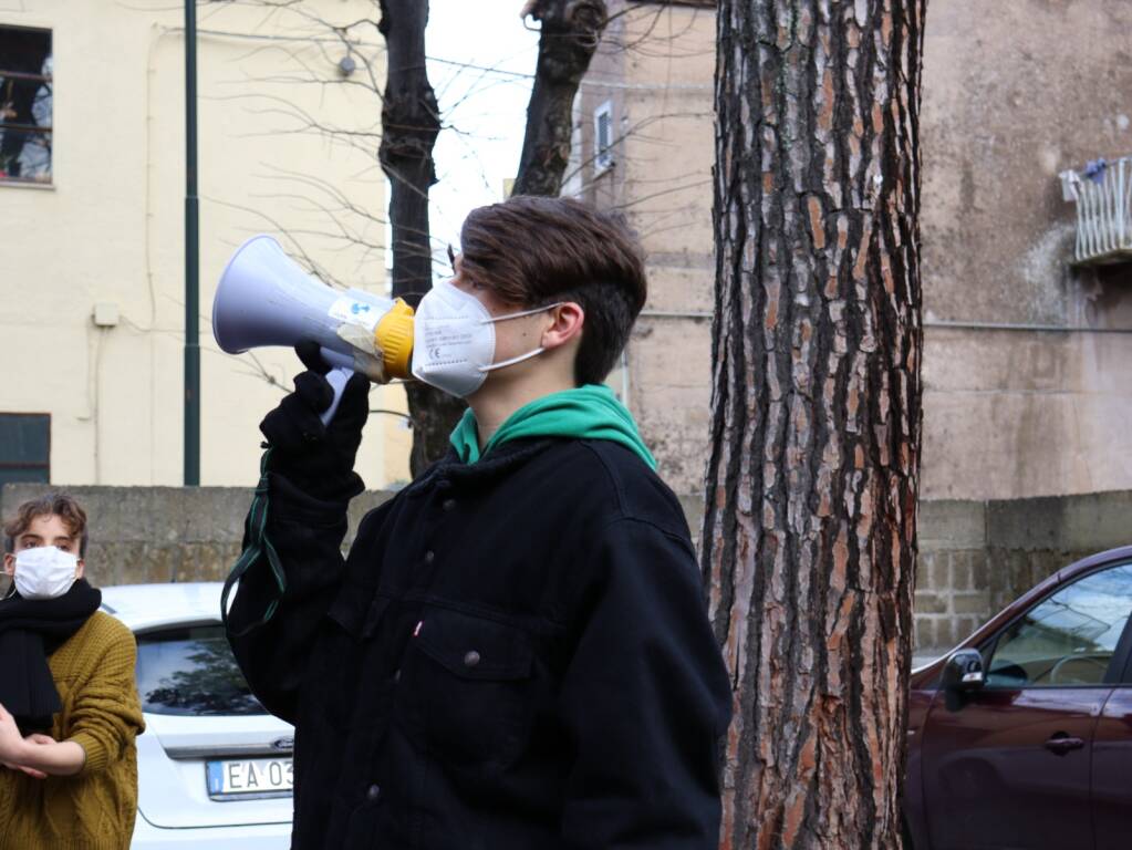 studenti protesta albano