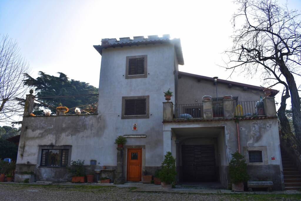 La vecchia torre d'avvista la torretta bio grottaferratamento (1)