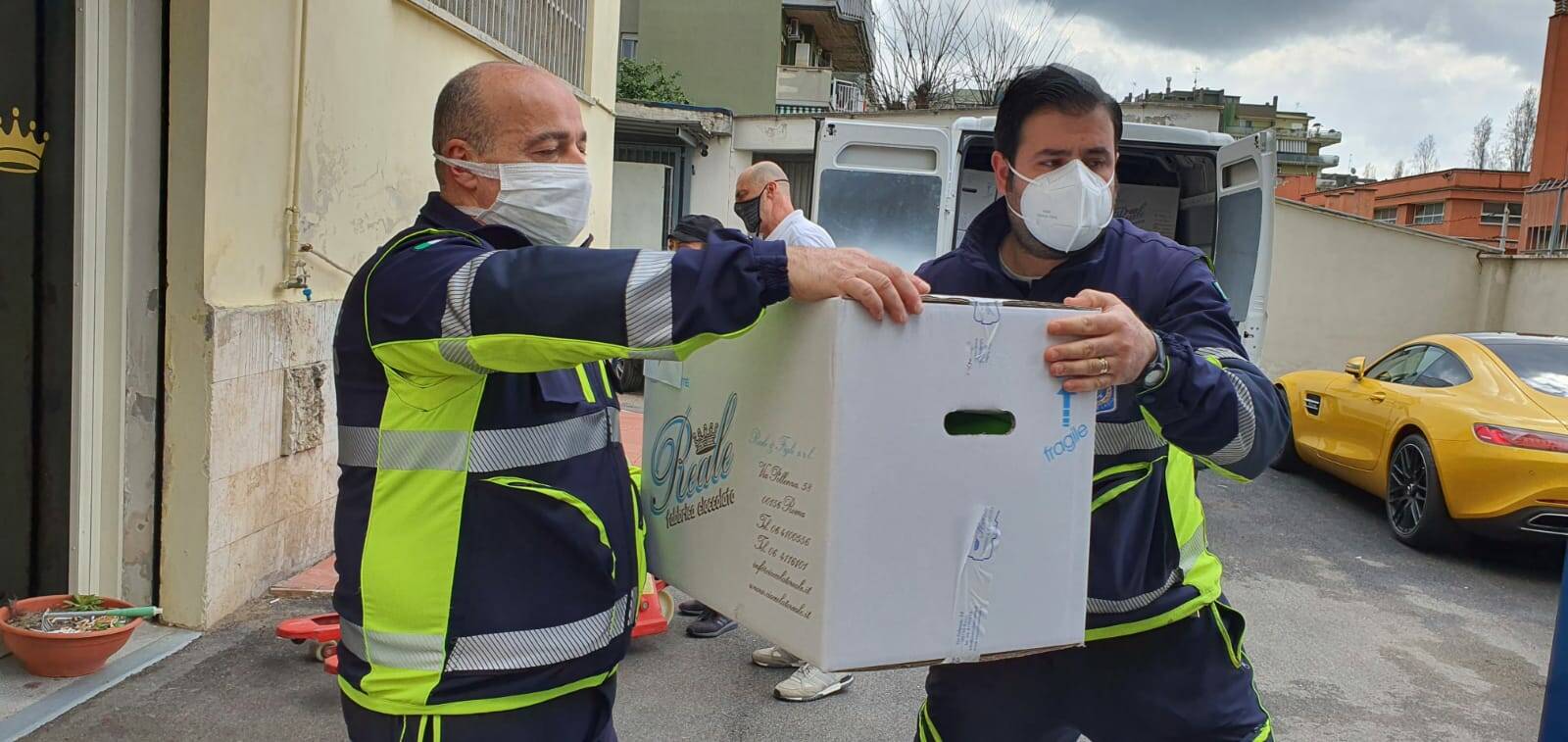 protezione civile ritira uova Olly Onlus