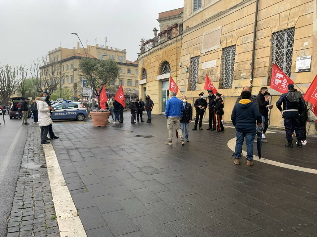 manifestazione sts