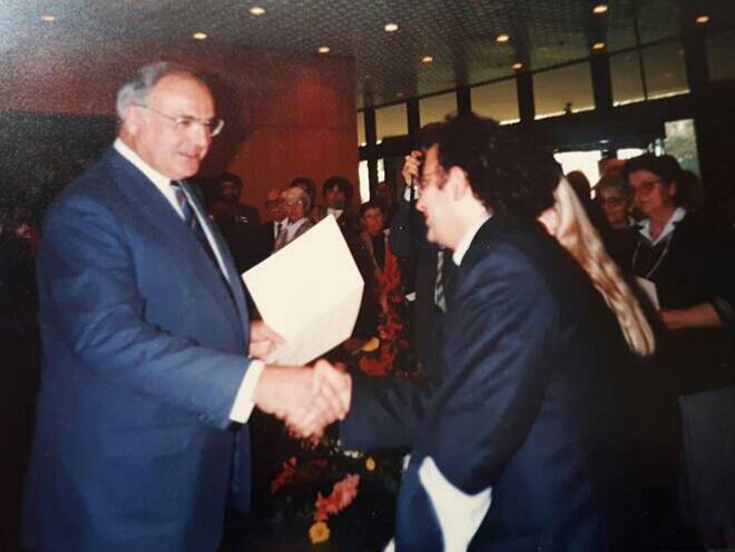Vito Grittani con Helmut Kohl, all'epoca Cancelliere della Repubblica Federale di Germania