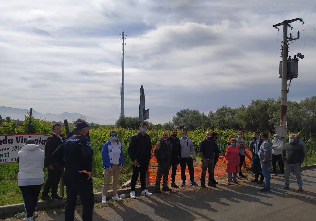 genzano protesta cittadini antenna