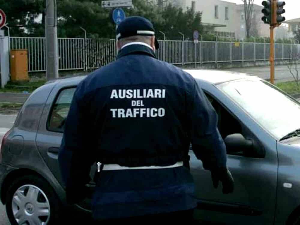 Ausiliare-traffico