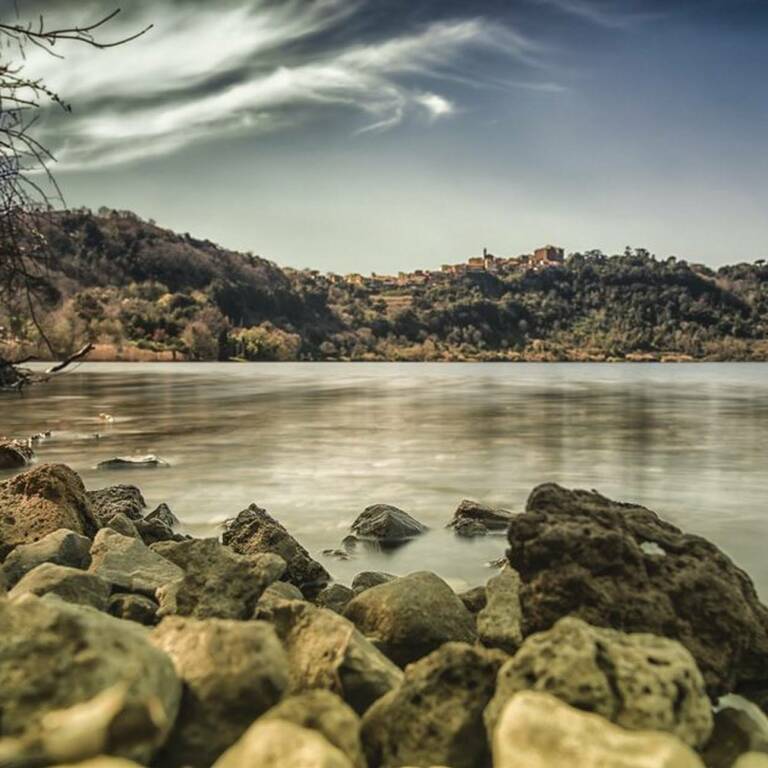 escursione yoga lago nemi