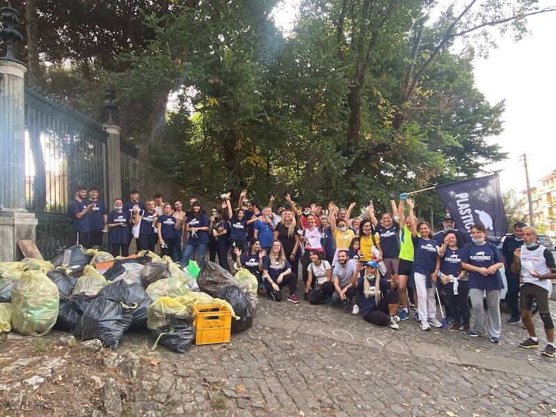 GEnzano Plastic Free foto di gruppo