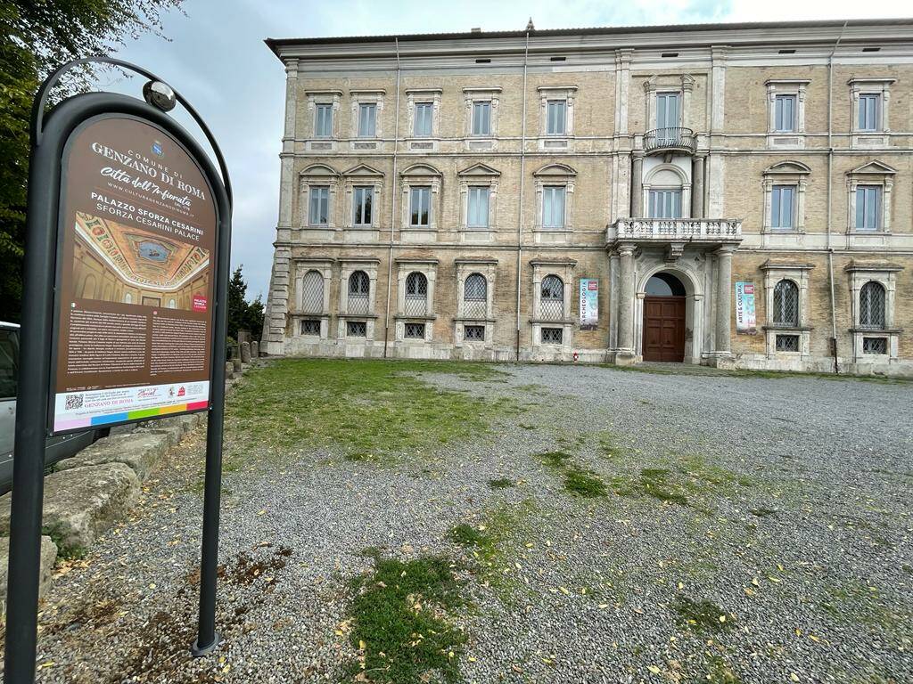 Genzano segnaletiche monumento Palazzo Sforza