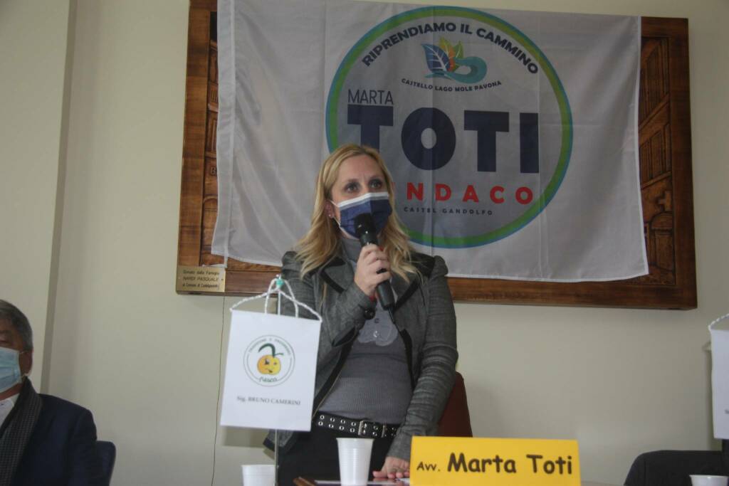 conferenza stampa candidata a sindaco di castel gandolfo Marta Toti