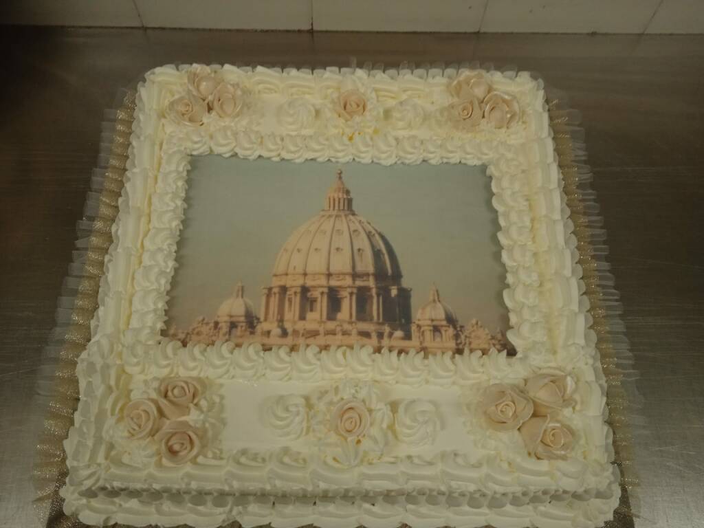 torta papa francesco