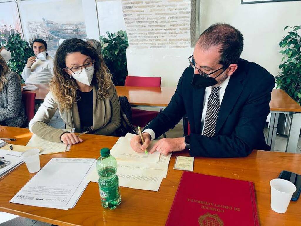 Biodistretto_CastelliRomani_Grottaferrata_Firma