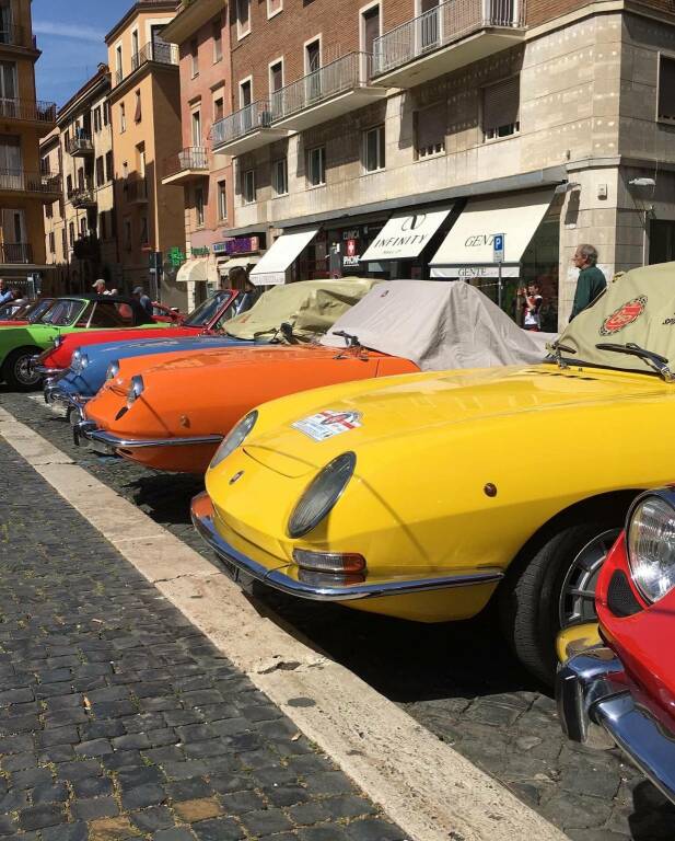 Fiat850Spider_Frascati_2