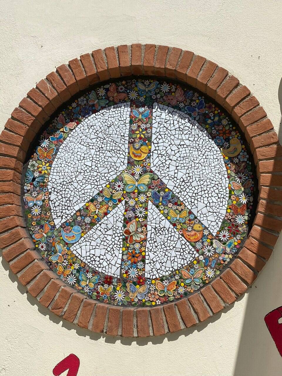Mosaico Pace Scuola Zarfati Velletri 1