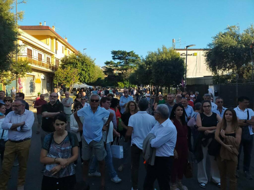 Ciampino Chiusura Campagna Elettorale Porchetta Pubblico