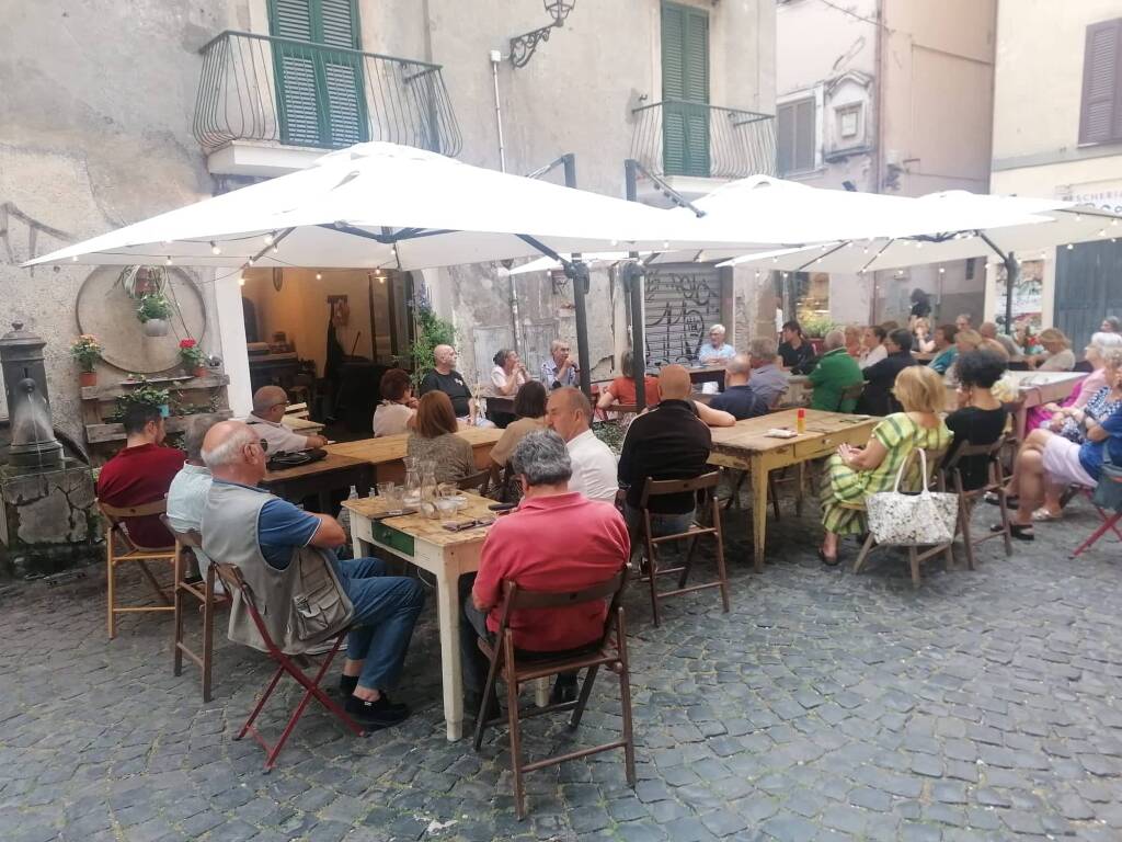 libri in osteria frascati