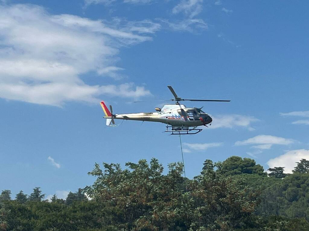 incendio genzano elicottero regione lazio