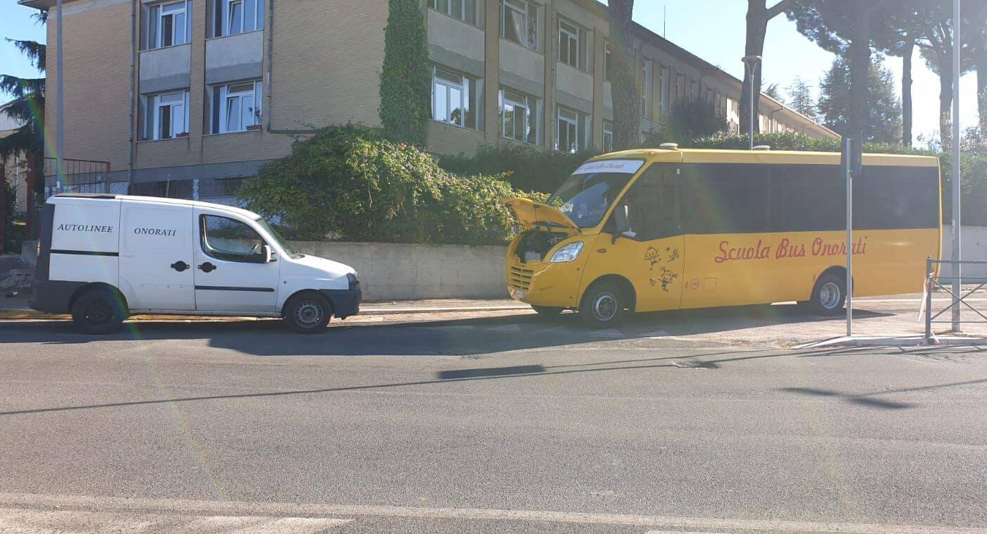 Genzano Scuolabus in panne