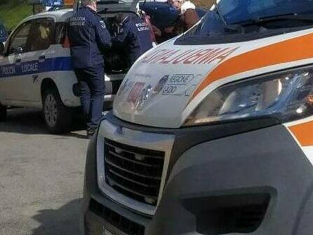 polizia locale ambulanza genzano