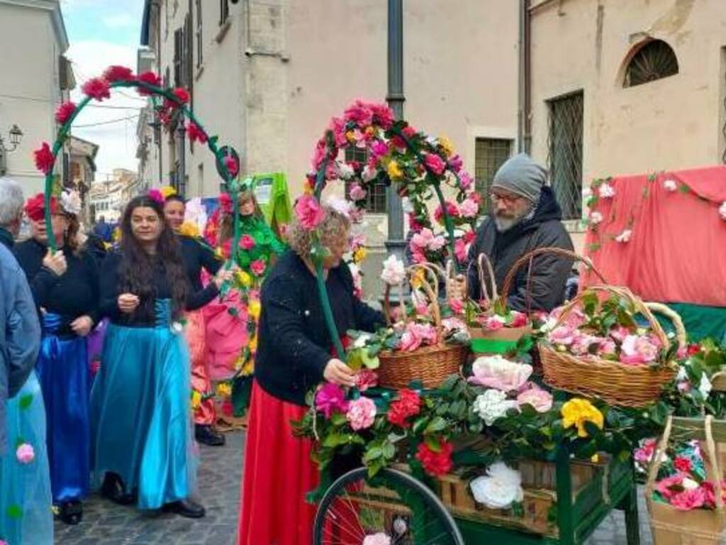 Le foto della 28^ Festa delle Camelie di Velletri